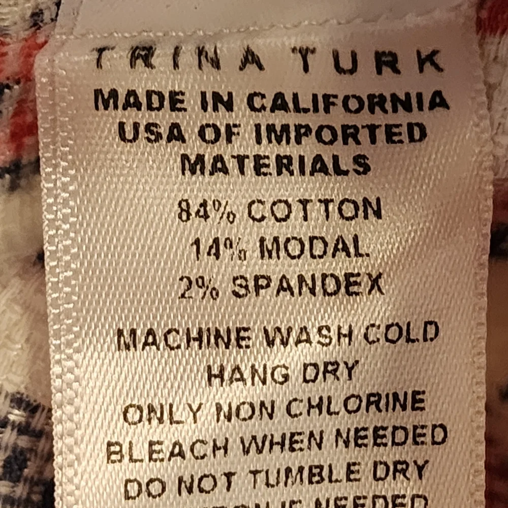 TRINA TURK The Borneo Vnevk Floral Top In Red/Wht/Blue Size 8 - Picture 13 of 13